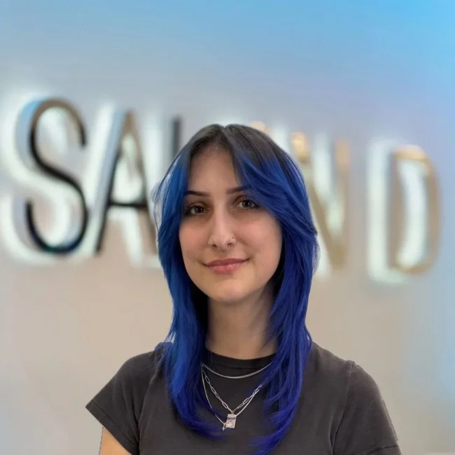 Hannah Hofstetter hair stylist at salond